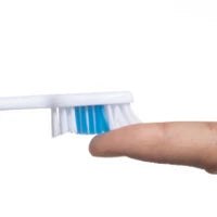 Supreme Control: Flexible Head and Non-Slip Grips